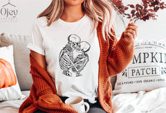 Kissing Skeleton Shirt, Skeleton Couple Shirt, Halloween Couple Shirt, Skeleton Love Shirt, Skeleton Love Shirt, Halloween Couple Gift