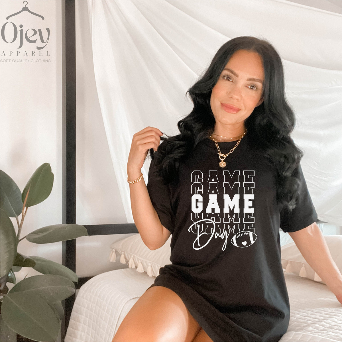 Gameday Shirts, Football Mom Shirts, Football Shirts for Women, Football Sunday Shirt, Sunday Football Shirt, Game Day T-Shirt, Gift for Her