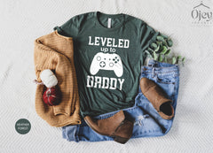 Daddy to Be Shirt , Leveled Up To Daddy Shirt, New Dad Shirt,  Player 2 Has Entered The Game, Matching Dad And Baby Shirt, Gift for Dad Tee