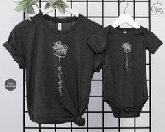 Matching Mama And Mini Outfit, Minimalist Mama Floral Shirt, Matching Mama & Baby Shirts, Mini Baby Bodysuit, Mother's Day Mama