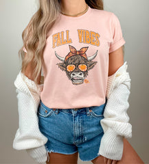 Fall Vibes Cow T-Shirt, Highland Cow Fall Shirt, Fall Vibes Crewneck, Cow Lover Gift, Vintage Fall Tee, Western Cow Shirt, Fall Season Tee
