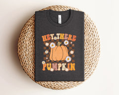 Hey There Pumpkin T-Shirt, Floral Pumpkin Shirt, Vintage Fall Tee, Pumpkin Patch Shirt, Women Fall Apparel, Cute Fall Gift, Pumpkin Lover
