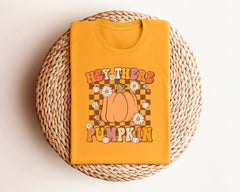 Hey There Pumpkin T-Shirt, Floral Pumpkin Shirt, Vintage Fall Tee, Pumpkin Patch Shirt, Women Fall Apparel, Cute Fall Gift, Pumpkin Lover