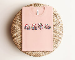 Pig Christmas Shirt, Christmas Animal Shirt, Funny Christmas Shirt, Holiday Tshirts, Xmas, Cute Christmas Shirt, Christmas Gift For Her