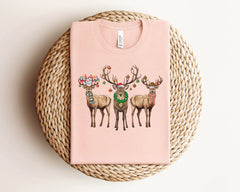 Christmas Reindeer Shirt, Cute Christmas Shirt, Christmas Animals, Womens Christmas Shirt, Retro Christmas, Xmas Deer Lover, Christmas Gifts
