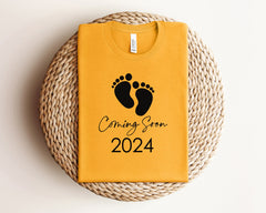 Mama Est 2025 Shirt, Pregnancy Announcement Shirt, Coming Soon Baby 2025 Shirt, Pregnancy Reveal Shirts, Women's Clothing, Pregnant Mom Gift