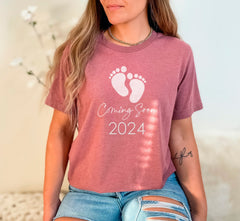 Mama Est 2025 Shirt, Pregnancy Announcement Shirt, Coming Soon Baby 2025 Shirt, Pregnancy Reveal Shirts, Women's Clothing, Pregnant Mom Gift