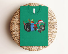 Christmas Fitness Shirt, Gym Lover Christmas Tshirt, Xmas Workout Shirt, Unisex Clothing, Kettlebell Christmas Shirt, Weight Lifting Gifts