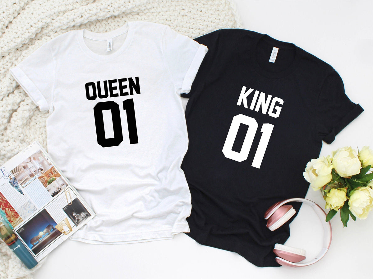 Queen 01 and King 01 Shirt, Matching Couples Tees, Newly Married Couple Tee, Best Couple Shirts, Lovers Shirt, Unisex Valentine's Day Gifts