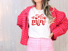 Be Mine Shirt, Valentine's Day Tshirt, Valentines Heart Shirt, Couples Valentine Shirts, Valentines Day Gift For Her, Retro Valentines Shirt