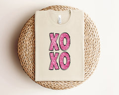 Xoxo Shirt, Valentines Day Shirt, Girlfriend Shirt, Womens Clothing, Cute Valentine Tee, Retro Valentines Shirt, Valentines Day Gift For Her