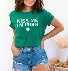 Kiss Me I'm Irish Shirt - St. Patrick's Day Shirt - Women St. Patrick T-Shirt - Irish Girl St. Patrick Shirt - Minimalist St. Patrick Shirt