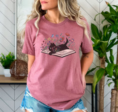 Floral Cat Book Shirt - Reading Cat T-Shirt - Floral Cat Tee- Gift for Cat Mom - Kitten Lover Shirt - Wildflower Cat Tee - Cat Shirts