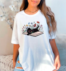 Floral Cat Book Shirt - Reading Cat T-Shirt - Floral Cat Tee- Gift for Cat Mom - Kitten Lover Shirt - Wildflower Cat Tee - Cat Shirts
