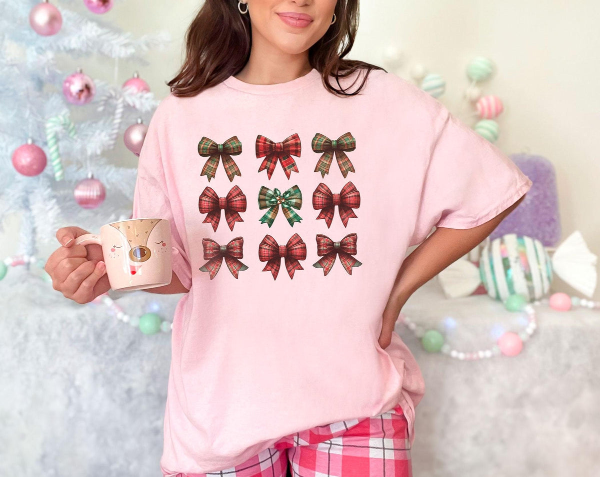 Bow Christmas T-Shirt - Coquette Bows Tee - Holiday Shirt - Cute Winter Gift - Christmas Season Gift - Girly Christmas Tee - Girly Christmas