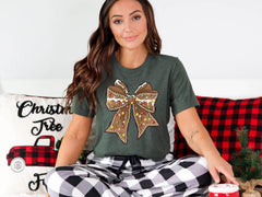 Christmas Gingerbread Shirt - Coquette Christmas Shirt - Christmas Bow T-Shirt - Christmas Gift - Gingerbread Shirts - Cute Christmas Gift