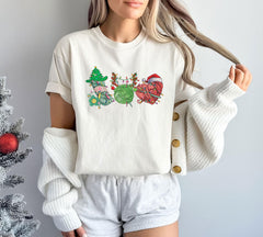 Comfort Colors® - Christmas Knitting Shirt - knitting lover Tee - Knitting Christmas - Yarn Balls T-Shirt - Funny Knitting & Crochet