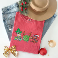 Comfort Colors® - Christmas Knitting Shirt - knitting lover Tee - Knitting Christmas - Yarn Balls T-Shirt - Funny Knitting & Crochet