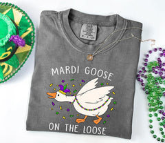 Comfort Colors® Mardi Goose on The Loose Shirt - Funny Mardi Gras T-Shirt - Festive Carnival Goose Tee