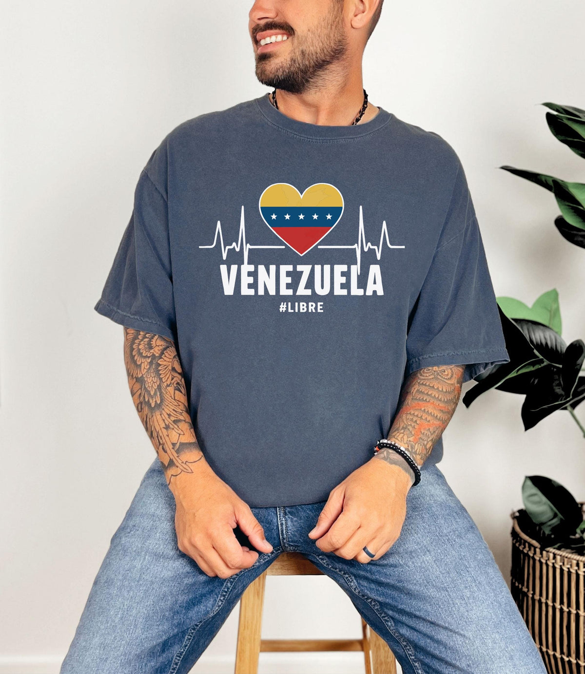 Comfort Colors® Venezuela Libre Shirt - Maduro Capturado T-Shirt - Free Venezuela - Venezuela Support Shirt - Unisex Tees
